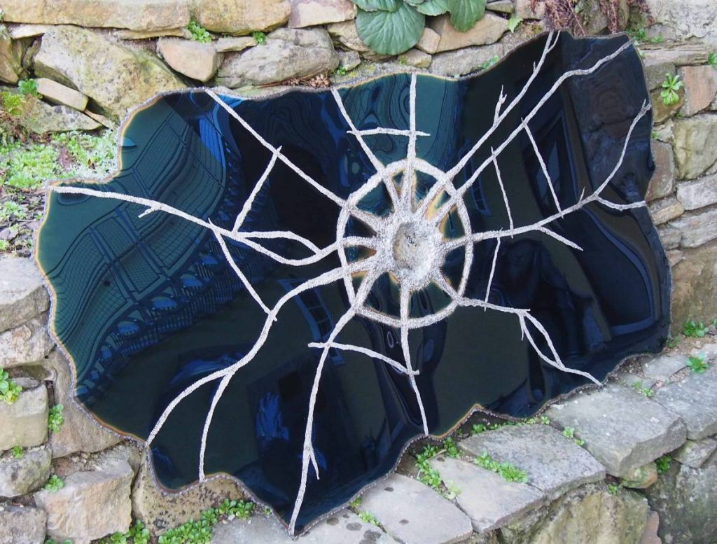 Metallkunst Spiderweb